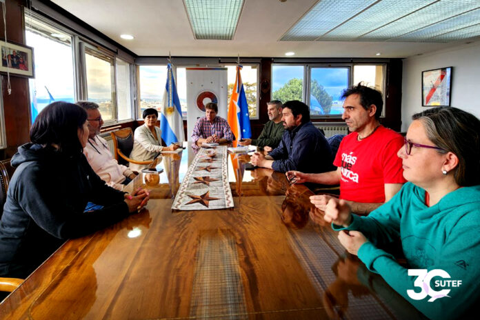 24-11-2023 Reunión con gobernador