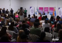 Se entregaron 33 decretos de preadjudicación de terrenos para familias beneficiarias de Alakalufes II